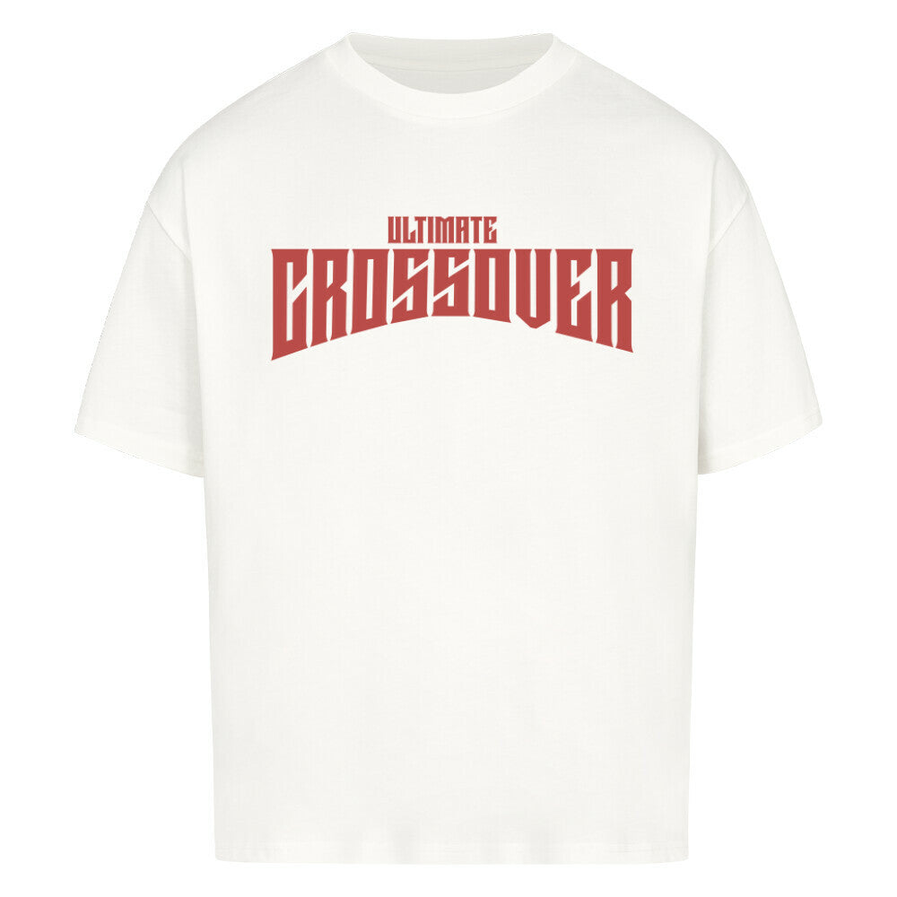 Weißes Oversized Basketball T-Shirt mit dem roten Print „ULTIMATE CROSSOVER“ in einer dominanten, gebogenen Schriftart. Aus 100% Baumwolle.
