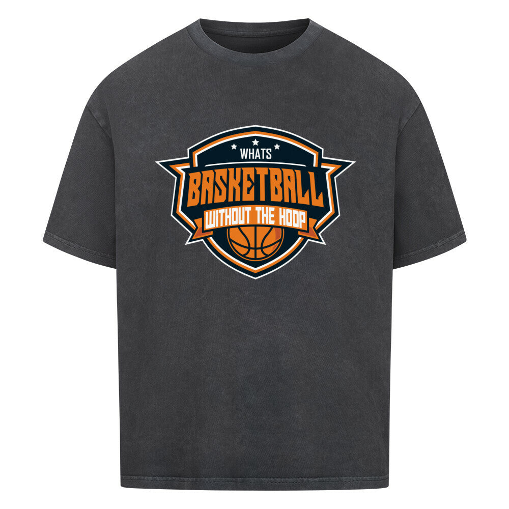Washed Schwarzes Oversized T-Shirt mit einem Basketball-Logo im Wappen-Stil in Orange, Weiß und Blau und dem Slogan "WHAT'S BASKETBALL WITHOUT THE HOOP". 100% Baumwolle.