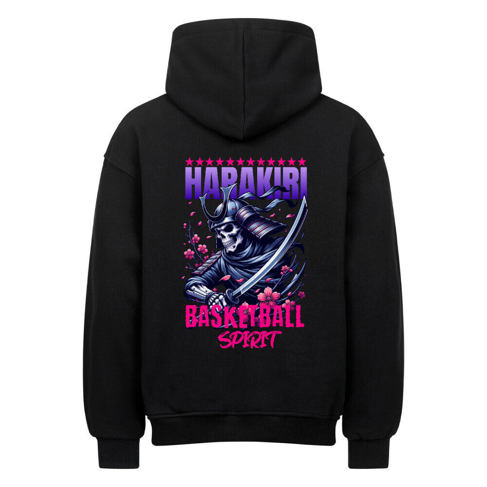 Rückansicht eines Schwarzen Oversized-Hoodies mit 'Harakiri Basketball Spirit' Print, der ein Samurai-Skelett mit Katana und Kirschblüten zeigt. 80% Baumwolle und 20% Polyester. 380 GMS.